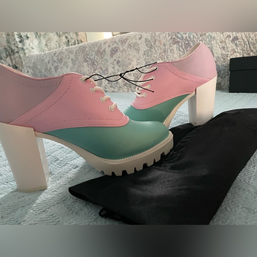 💕💕Brand New Hot Topic Shoes 💕💕